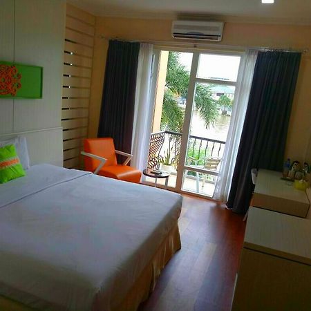 Hotel Victoria River View 반자르마신 외부 사진