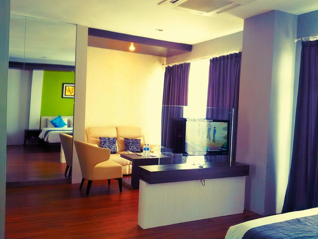 Hotel Victoria River View 반자르마신 외부 사진